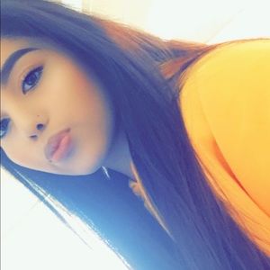 Meet your Posher, Briana